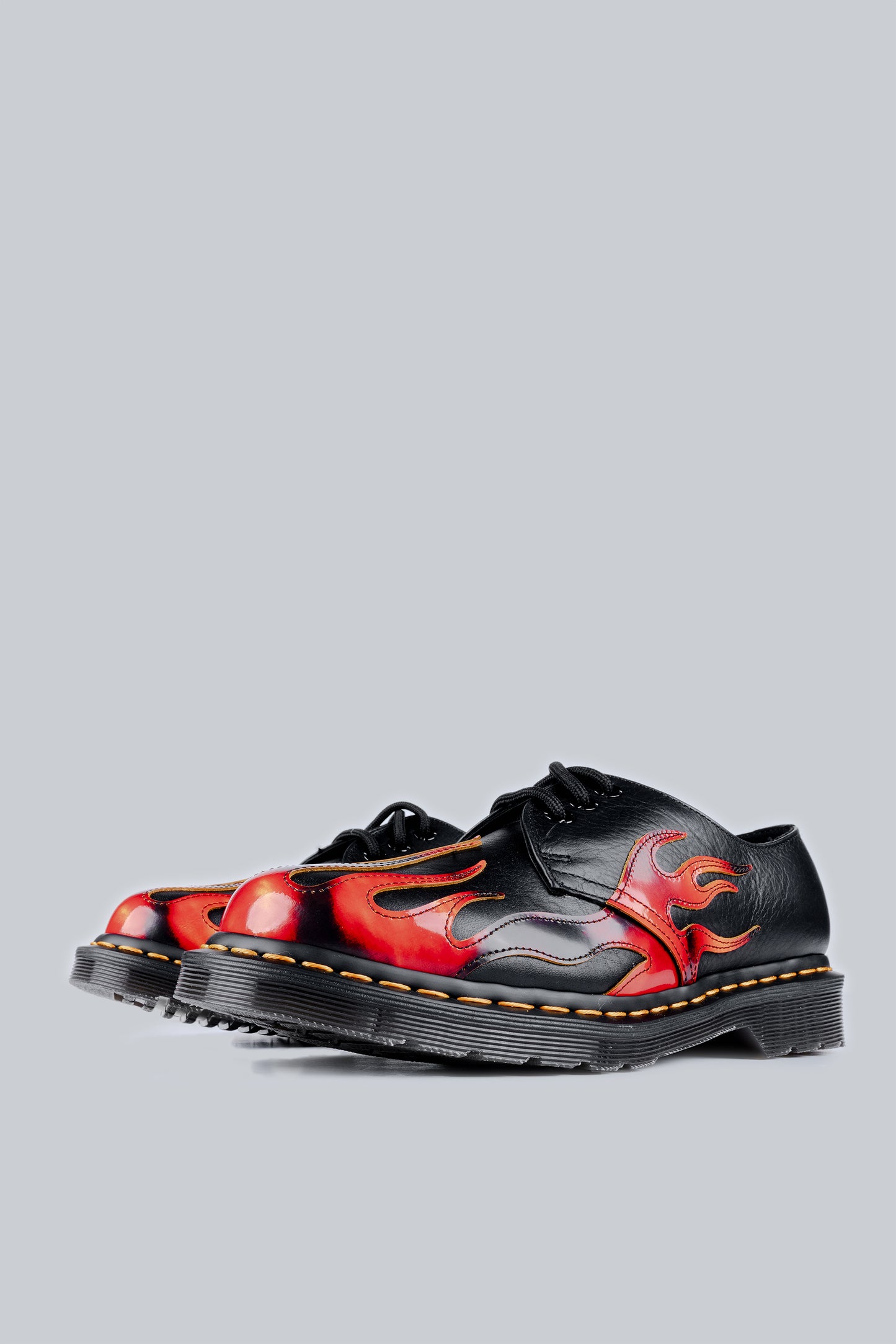 DR. MARTENS 1461 FLAME BLACK