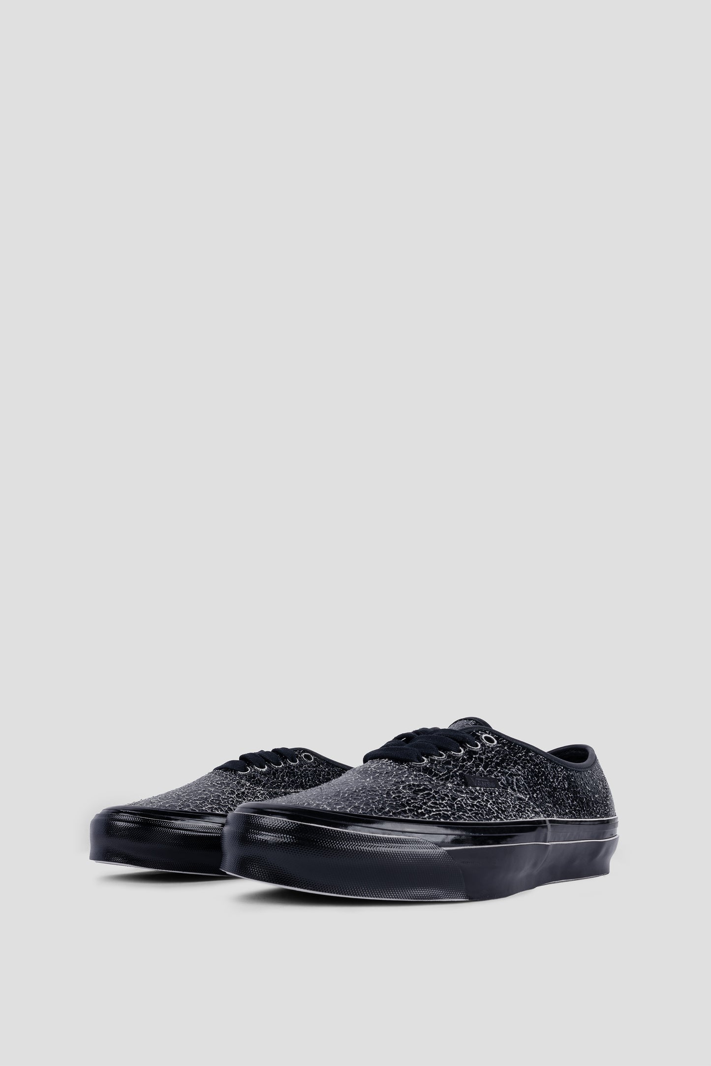 AUTHENTIC 44 LX OVERPAINT BLACK