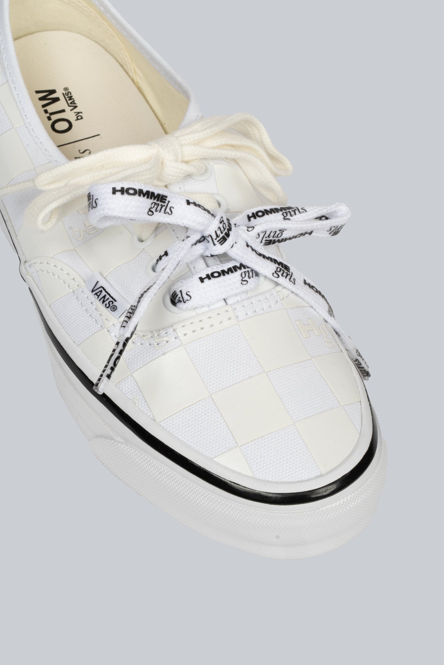 HOMMEGIRLS X VANS OTW AUTHENTIC 44 MARSHMALLOW