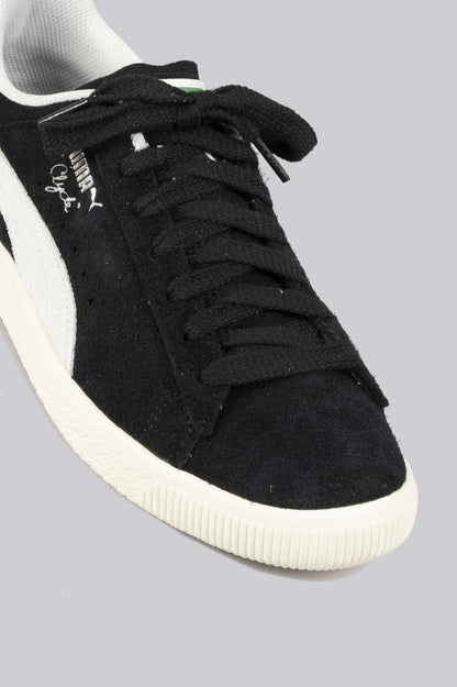 PUMA CLYDE HAIRY SUEDE BLACK FROSTED IVORY