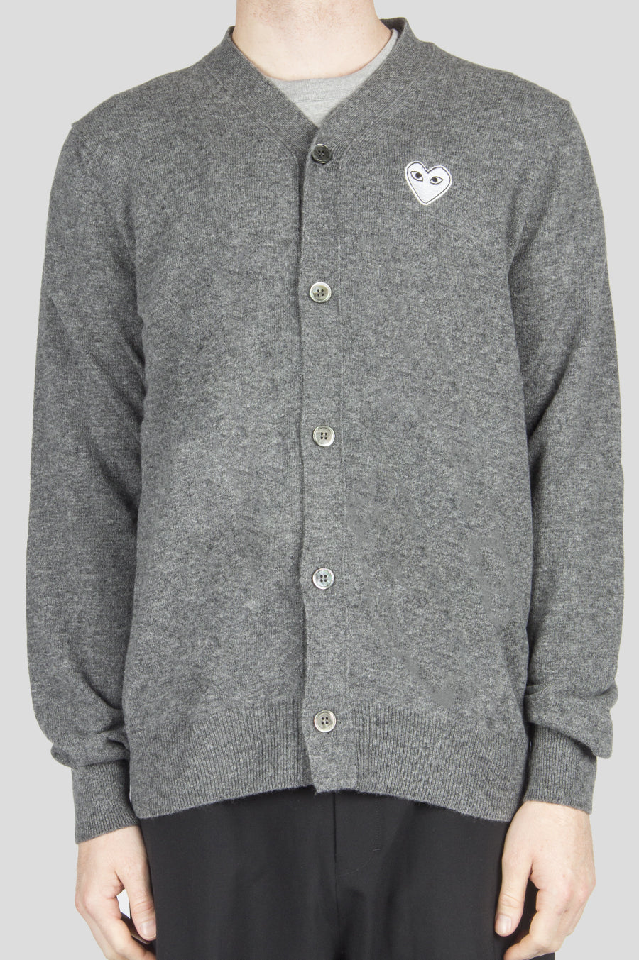 DES GARCONS PLAY CARDIGAN GREY WHITE HEART – BLENDS