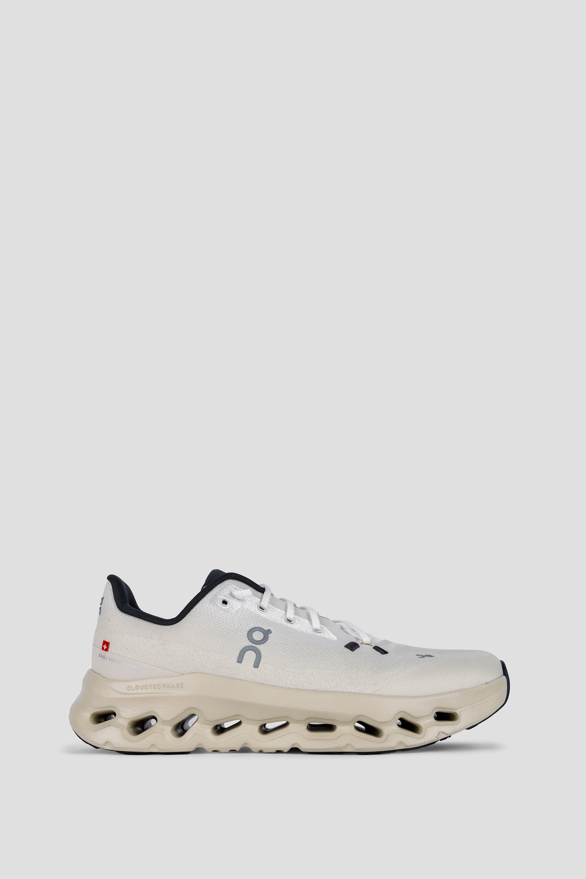 ON FOOTWEAR CLOUDTILT GRAIN WHITE