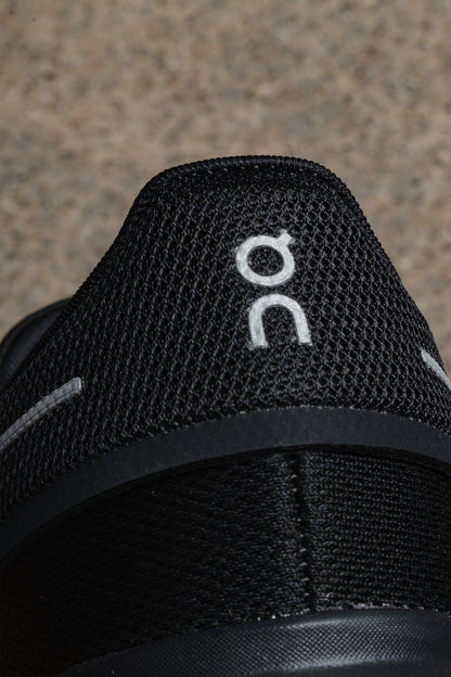 ON FOOTWEAR CLOUD 6 BLACK BLACK