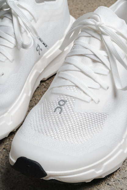 ON FOOTWEAR CLOUDSOMA WHITE WHITE