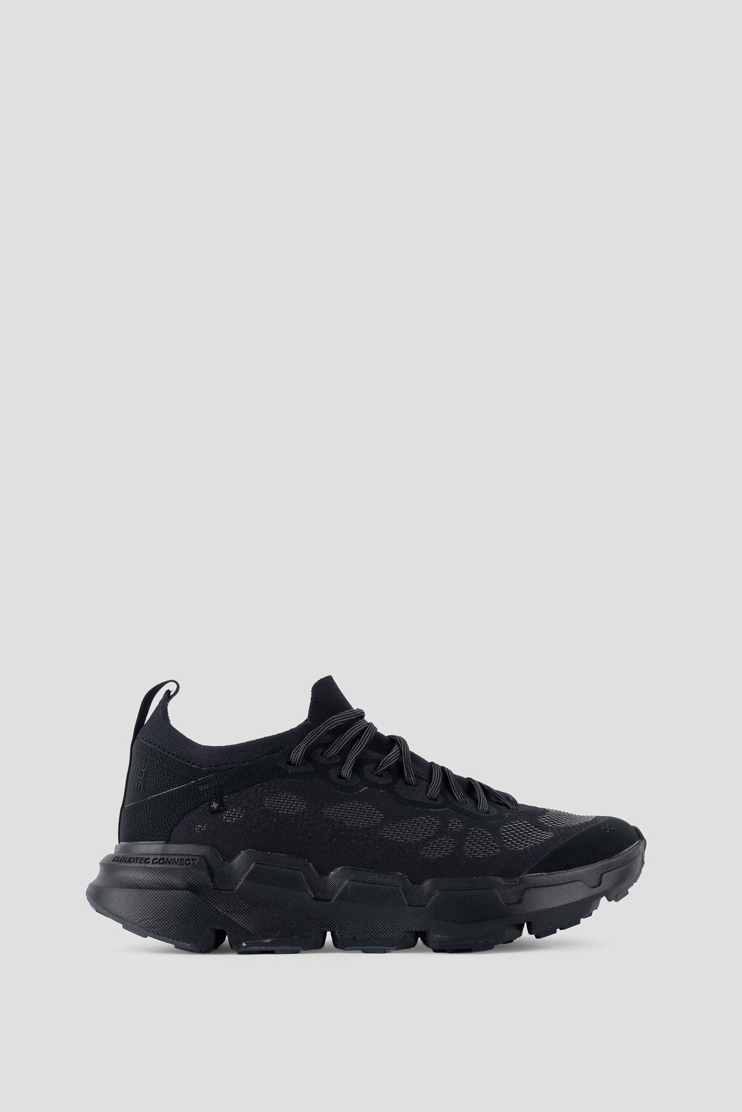 ON x PAF CLOUDSOMA BLACK BLACK
