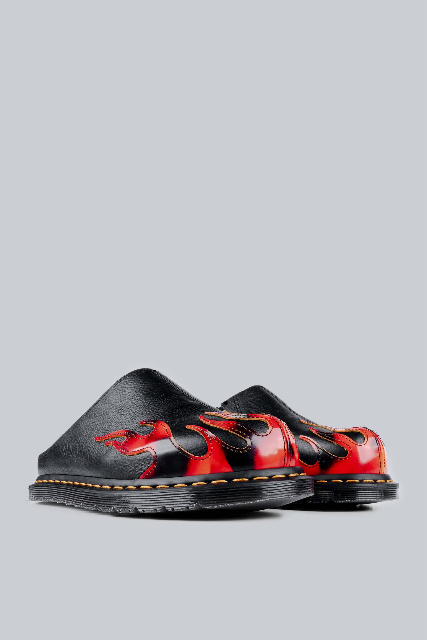 DR MARTENS SAN MULE FLAME BLACK YELLOW RED