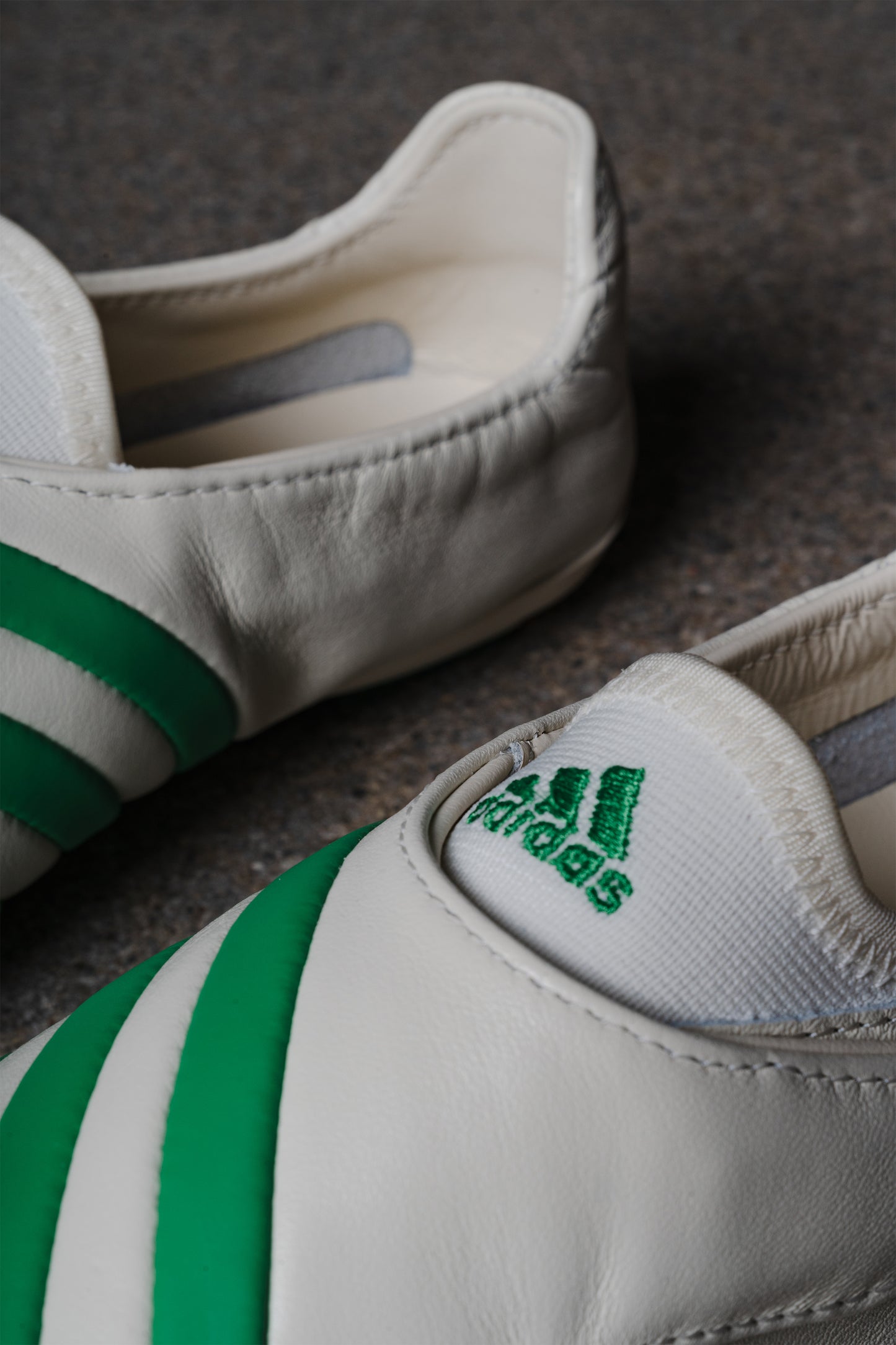 ADIDAS PHARRELL PW VARIO FLAT EARTHER WHITE GREEN