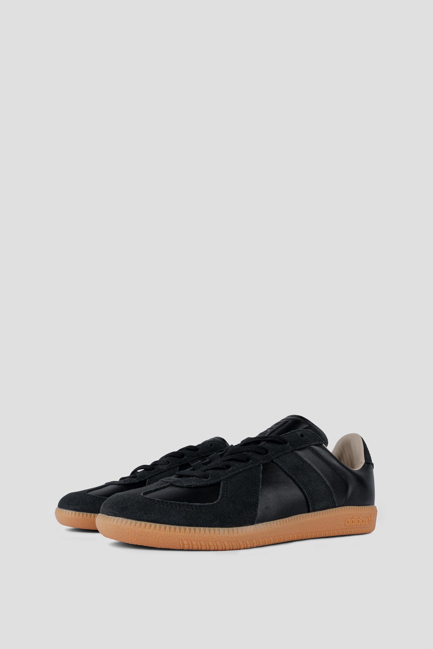 ADIDAS BW ARMY BLACK GUM BUTTOM