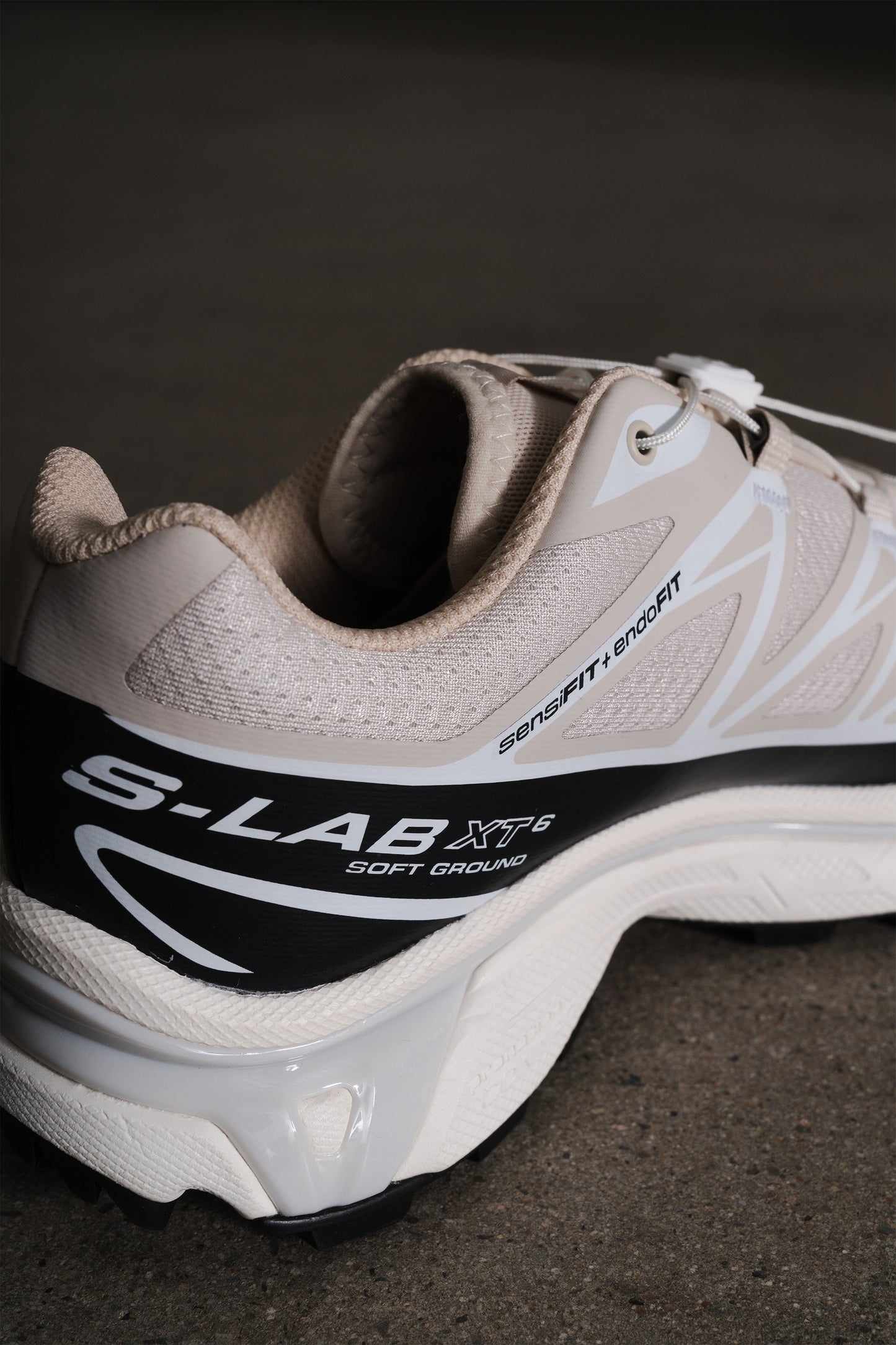 SALOMON XT-6 RAINY DAY BLACK WHITE