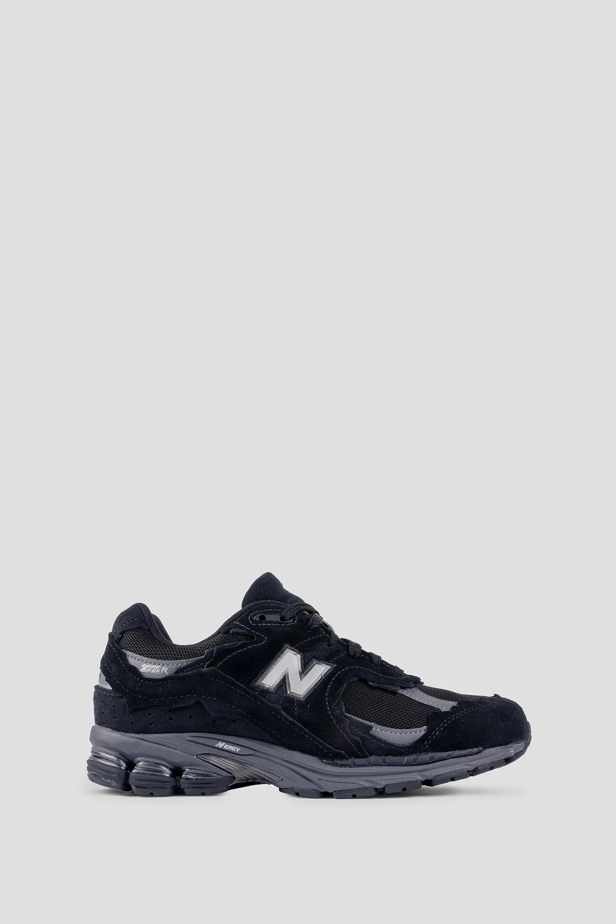ゆゆ NEW BALANCE 2002 DX REFINED FUTURE GORE-TEX BLACK GREY – BLENDS