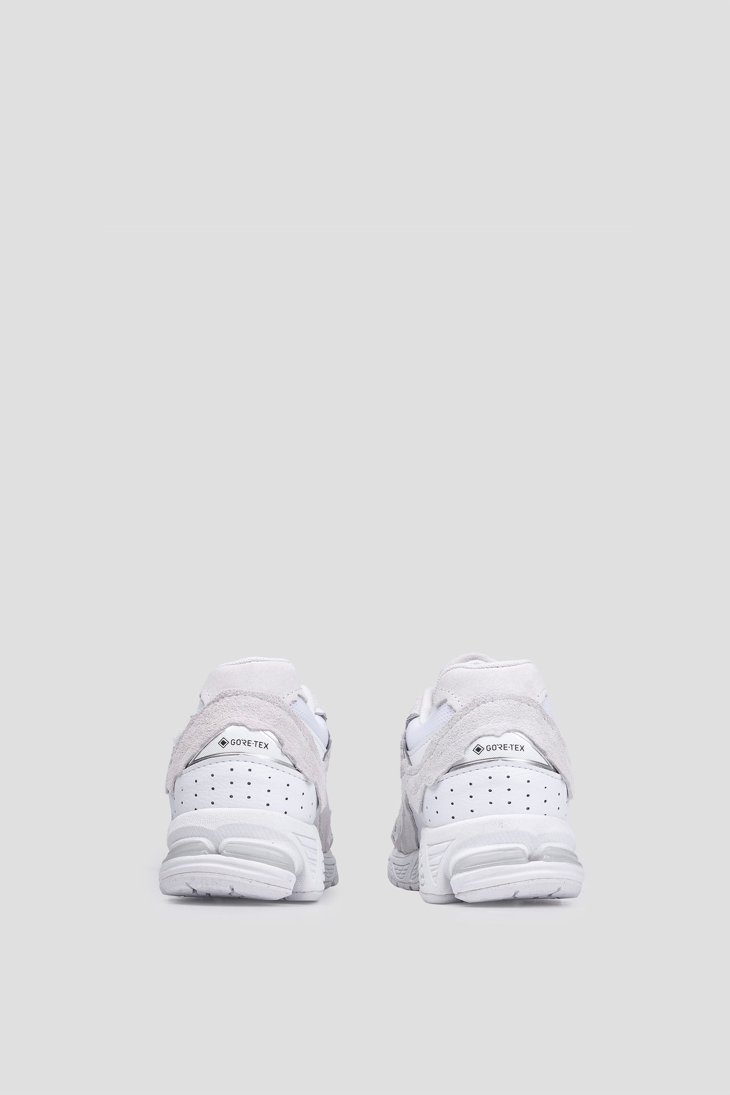 NEW BALANCE 2002 DX REFINED FUTURE GORE-TEX WHITE