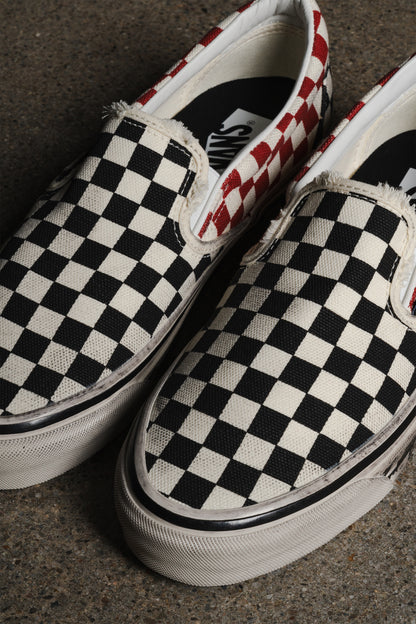 VANS CLASSIC SLIP-ON 98 LX AOD CHECKERBOARD BLACK RED