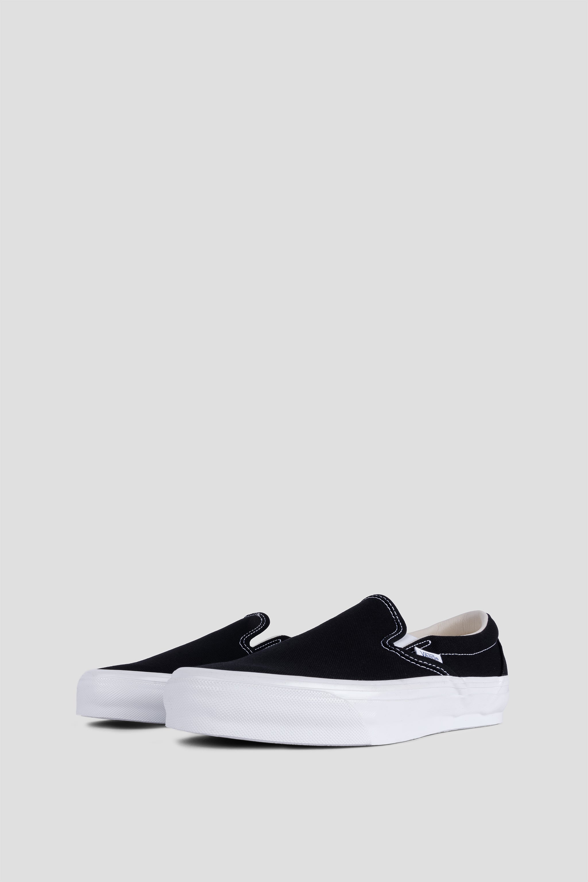 VANS SLIP-ON REISSUE 98 LX BLACK WHITE – BLENDS