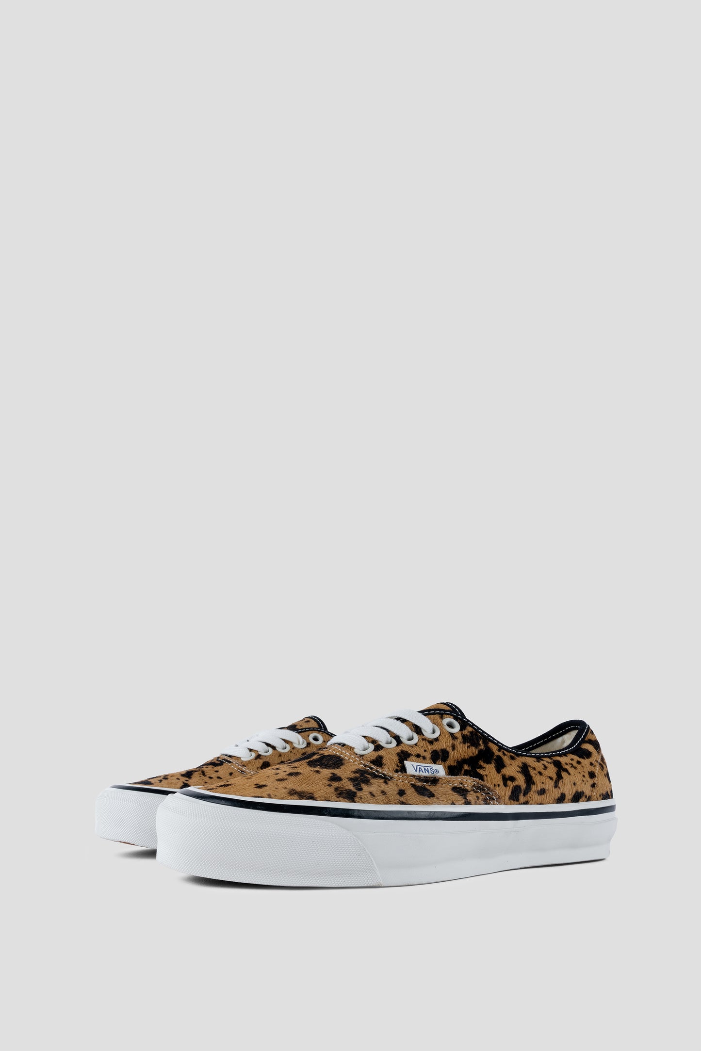 AUTHENTIC 44 LX COW MARSHMALLOW