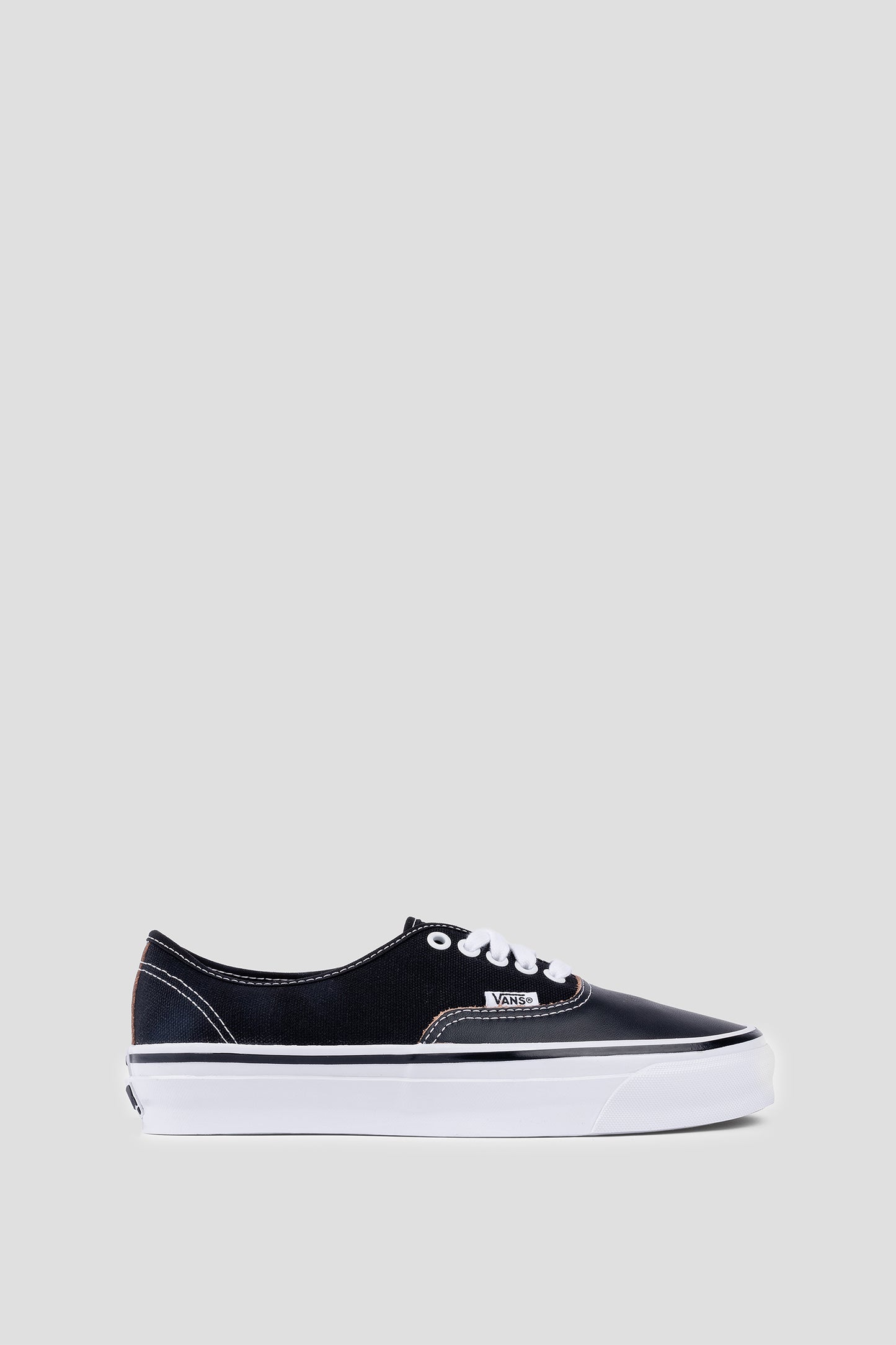 VANS OTW AUTHENTIC 44 LX SIPED VIBRAM BLACK
