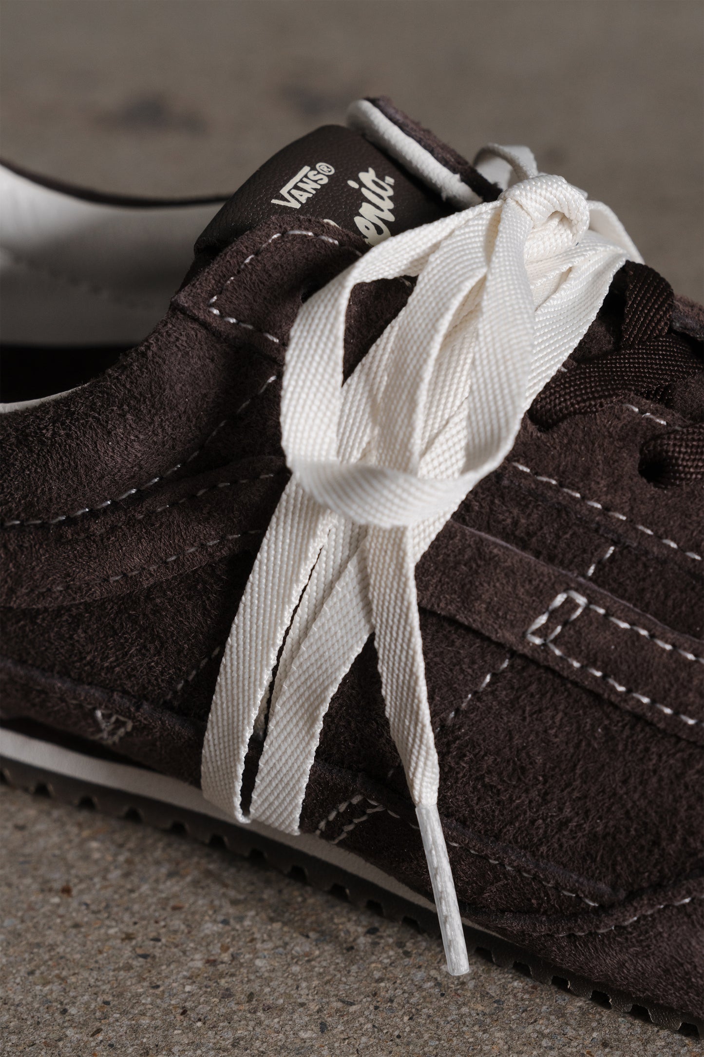 VANS SLP TRAINER LX PIG SUEDE BROWN