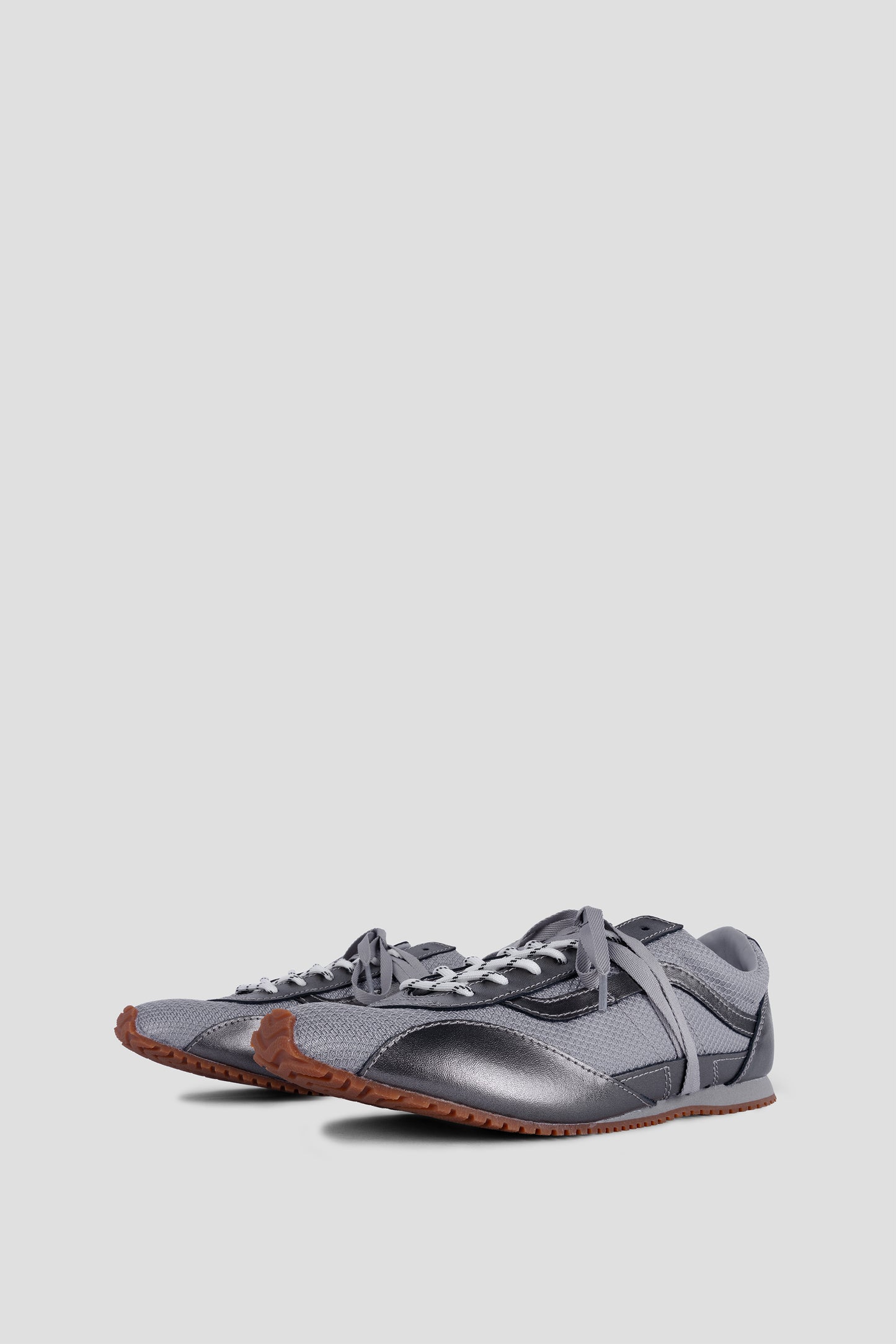 VANS SLP TRAINER LX MARATHON SILVER