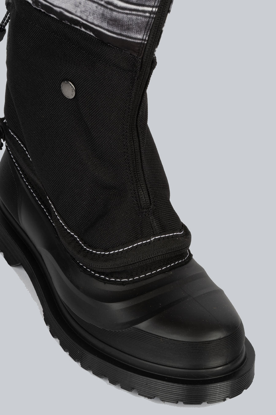 DR. MARTENS 1460 SUB BOOT BLACK WHITE – BLENDS