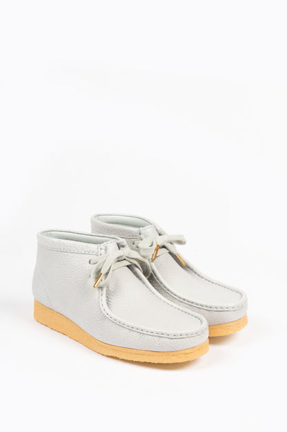 CLARKS X SPORTY & RICH WALLABEE BOOT EGG BLUE LEATHER