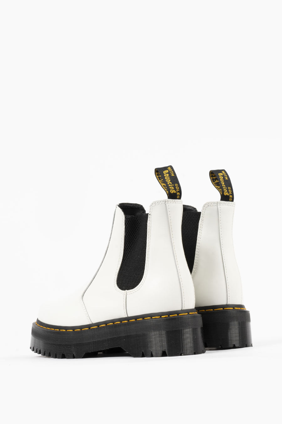 DR MARTENS 2976 QUAD CHELSEA BOOT WHITE SMOOTH