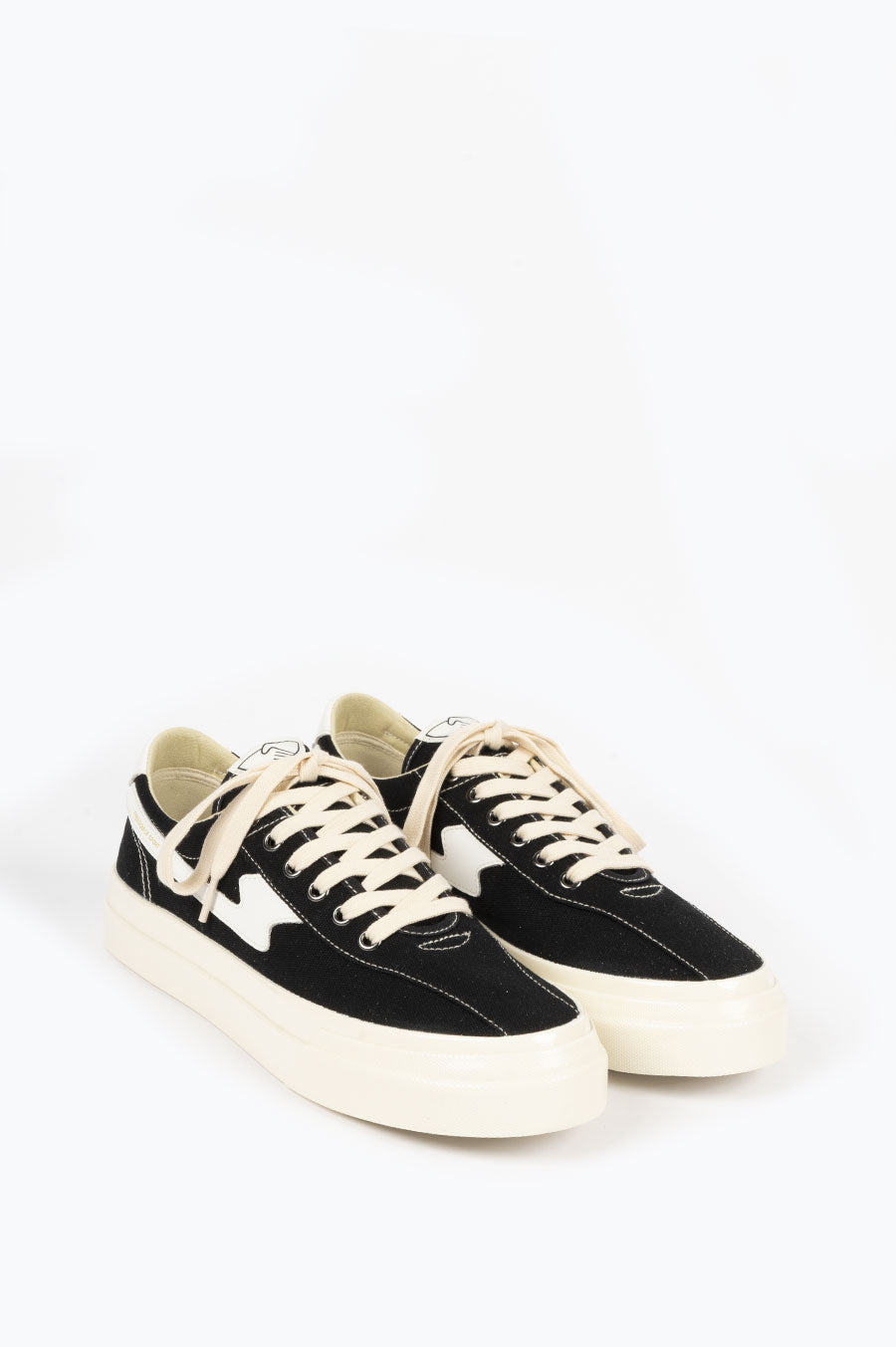 STEPNEY WORKERS CLUB DELLOW SSTRIKE CANVAS BLACK WHITE BLENDS