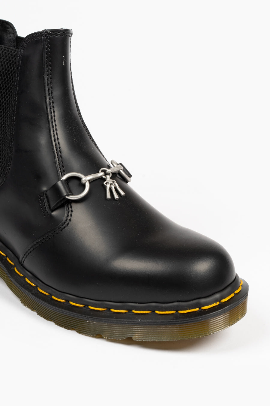 DR MARTENS 2976 SNAFFLE NEEDLES BLACK SMOOTH