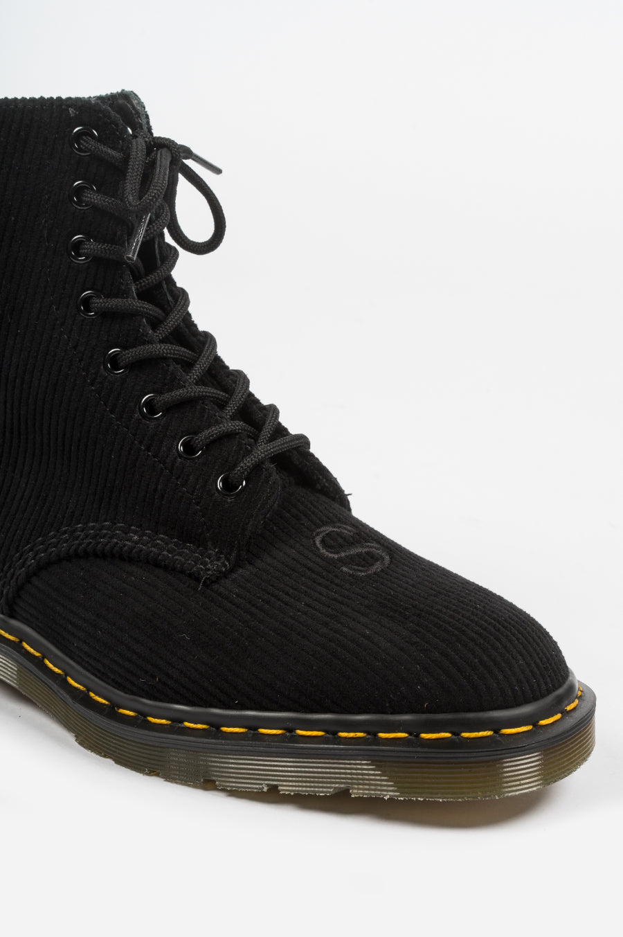 DR MARTENS X UNDERCOVER 1460 REMASTERED BLACK CORD
