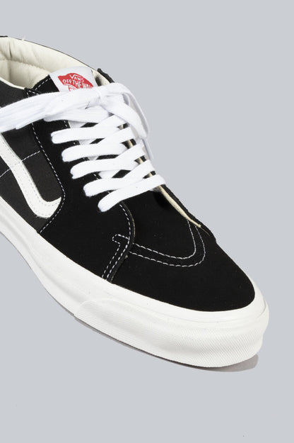 VANS VAULT OG SK8-MID LX BLACK WHITE